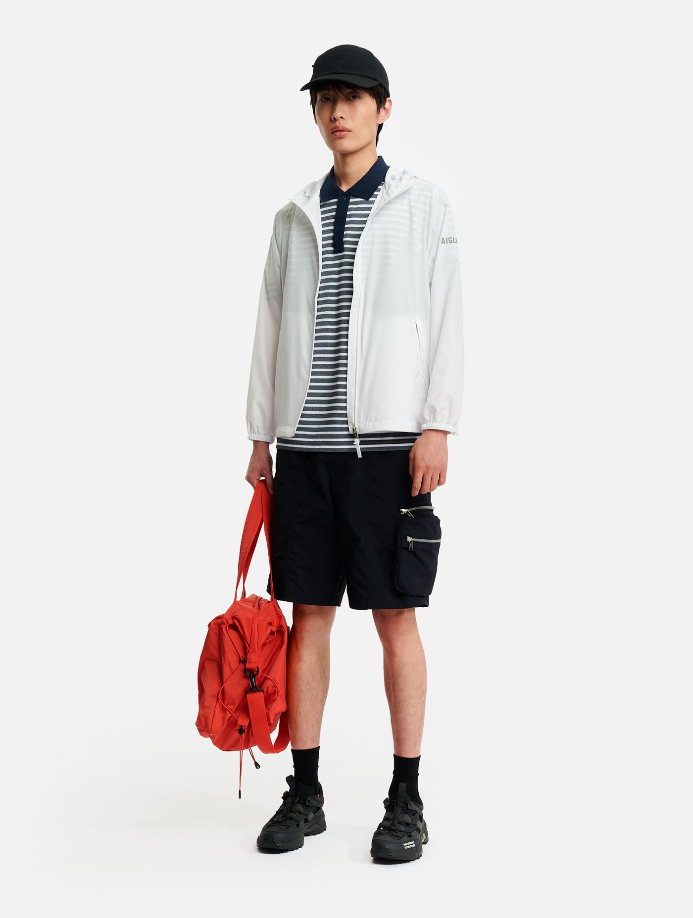 AAS26MBOT009