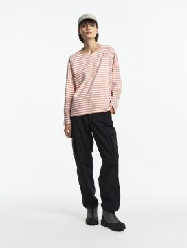 AIW25WTSH001