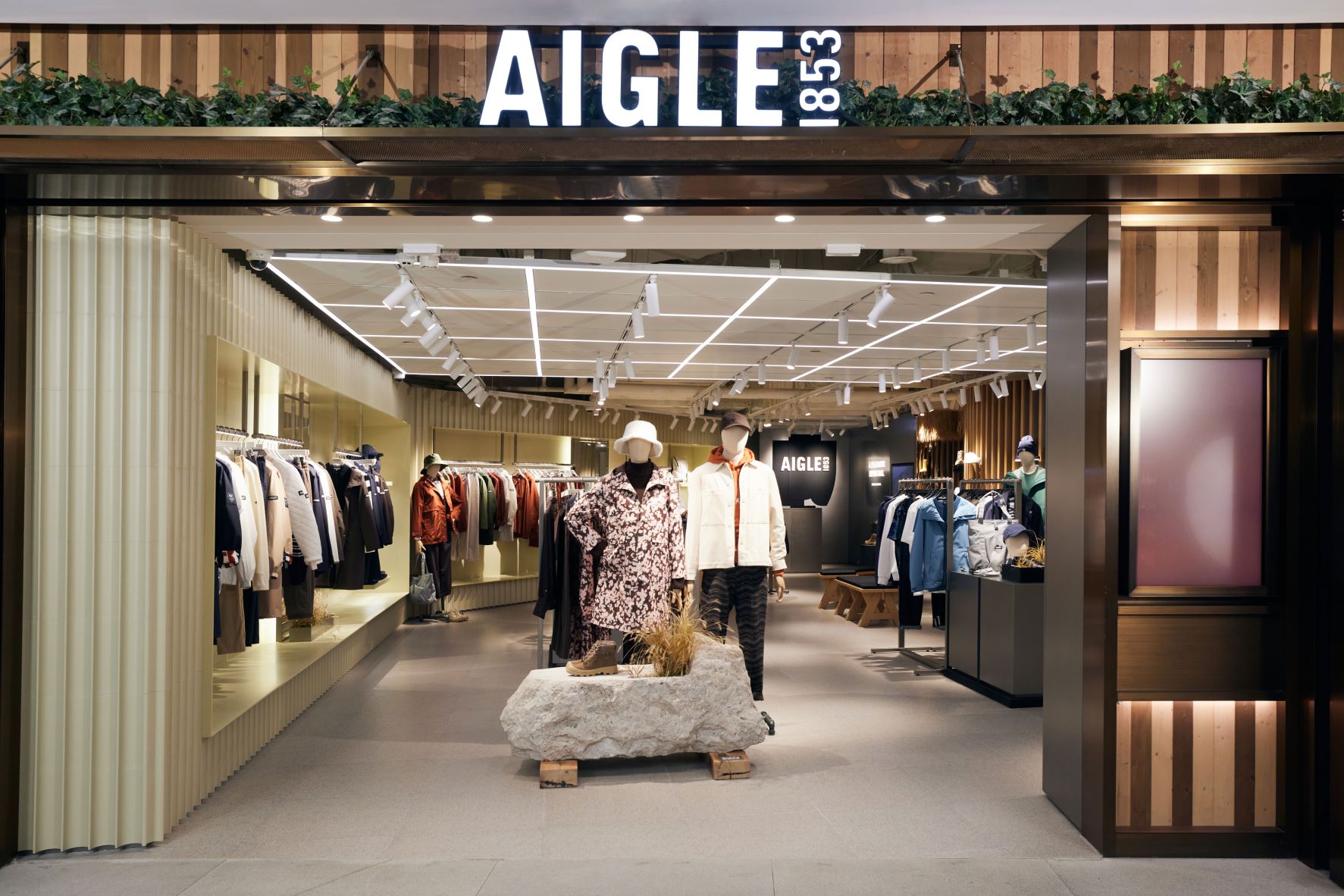 Store Opening: AIGLE New Store Landed at K11 MUSEA Connecting the City and the Nature 